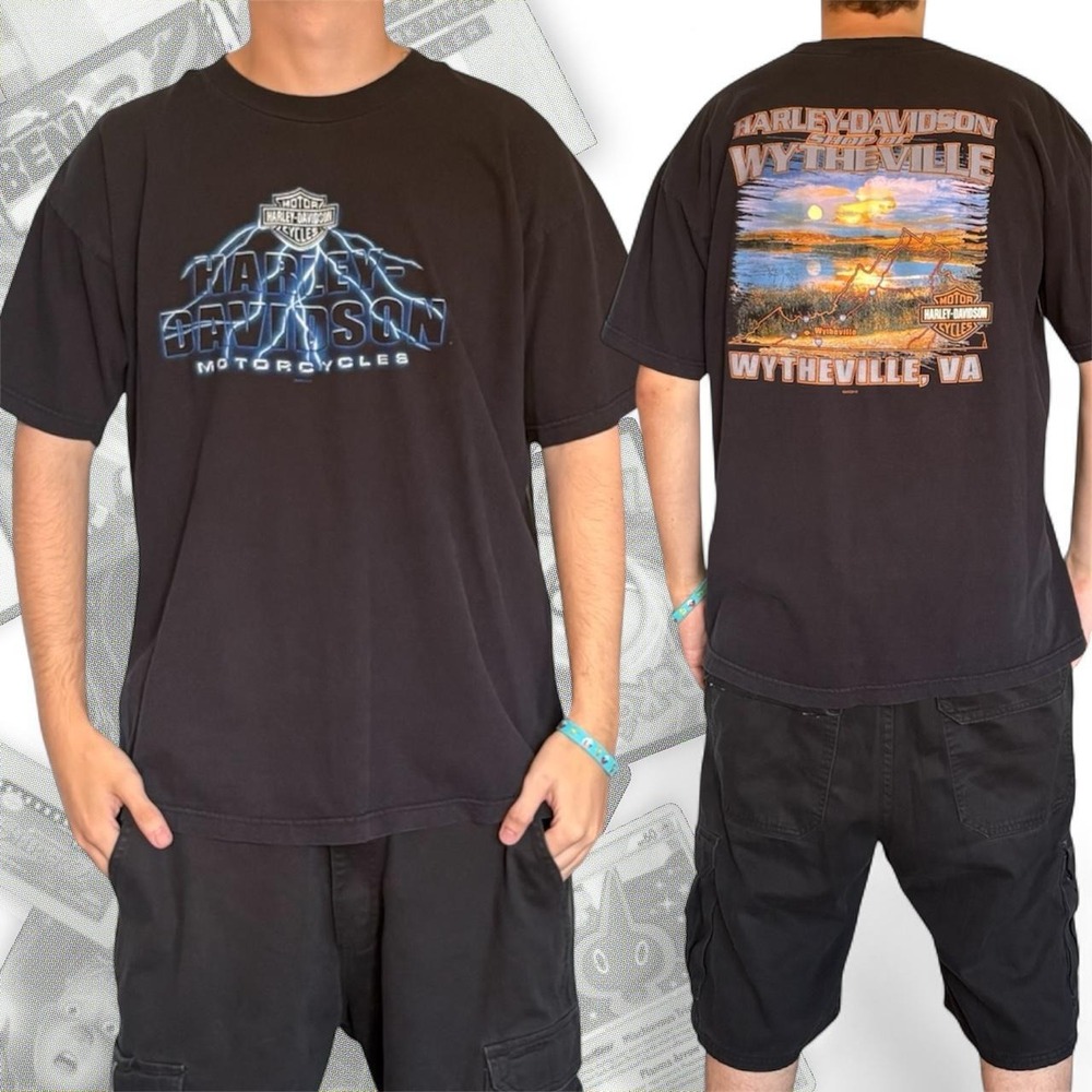 Vintage Y2K Black Harley Davidson Biker Grunge Lightning Graphic Tee Shirt